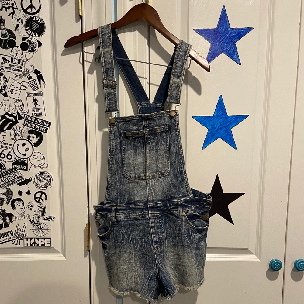 Heathered overall shorts